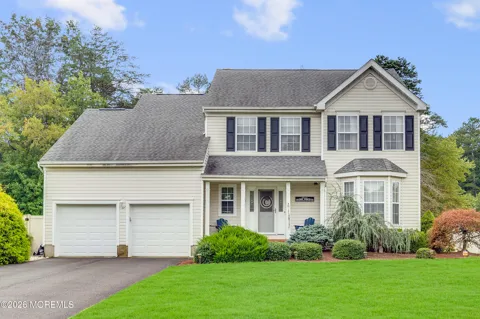 1 Blue Jay Court