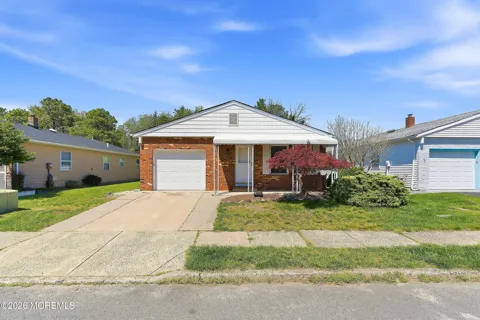 136 Orlando Boulevard