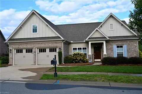 5435 Fern Bank Circle