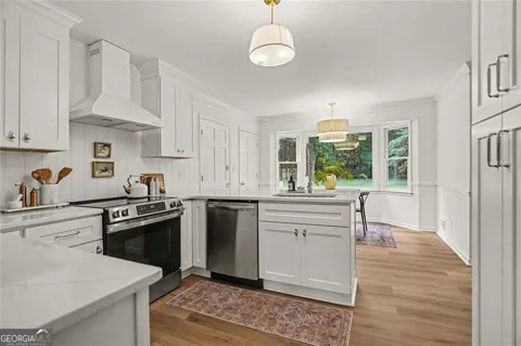 120 Marilyn CT