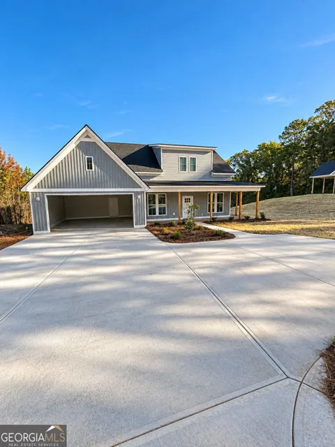 614 Lake Laurel