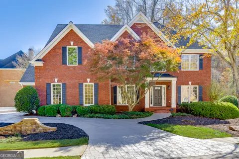 2747 PATHVIEW DR
