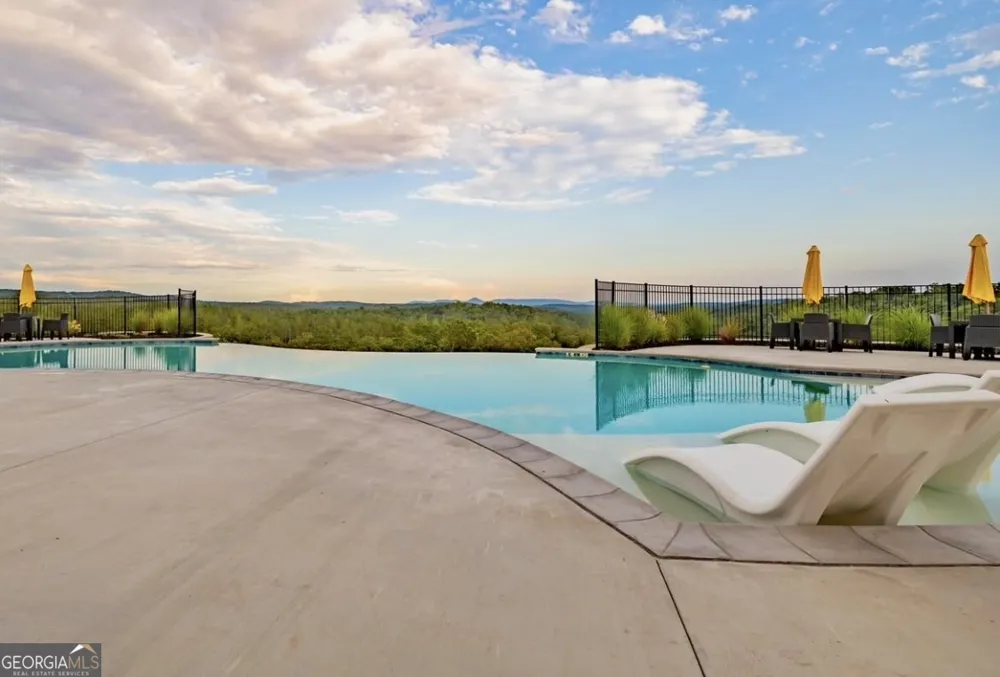 198 Blalock Mountain Crt Ellijay, GA 30540