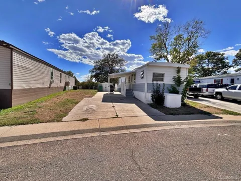 1201 W Thornton Parkway