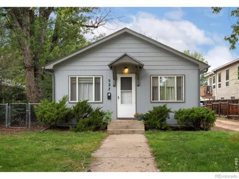 527 Cowan Street
