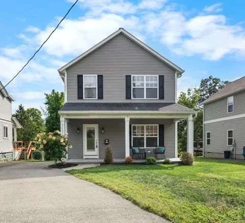 3647 Woodford Road