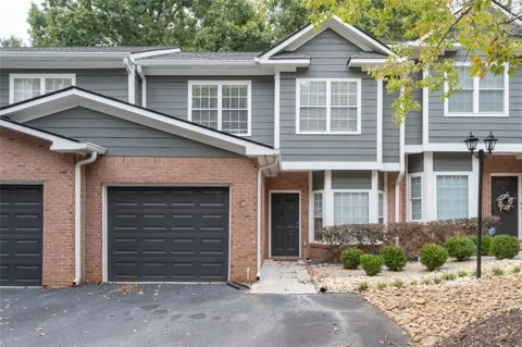 2680 Pine Tree Road NE #5