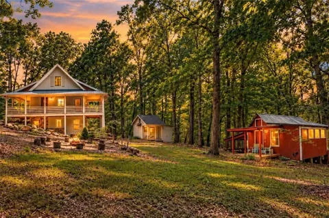 219 Raven Cliff Road
