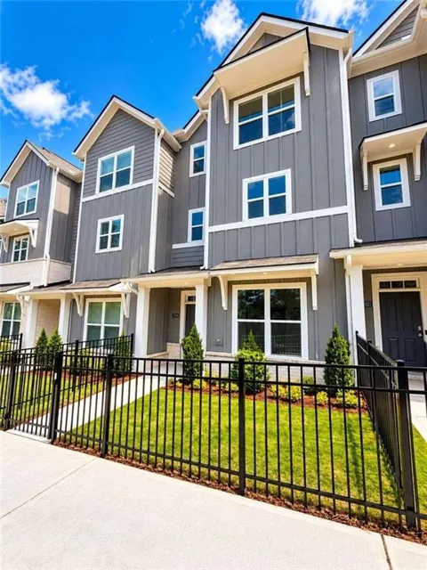 1319 Lakota Place