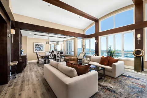 3890 Nobel Drive #2102