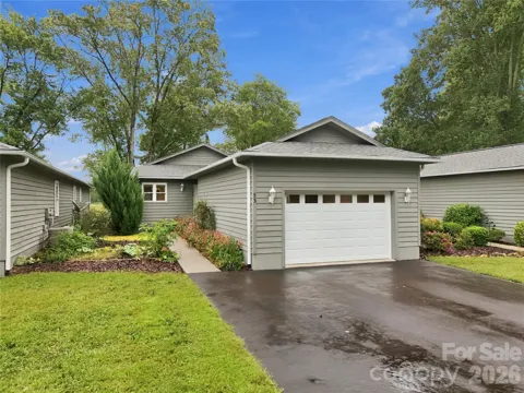 53 Southern Fairway Court #D2