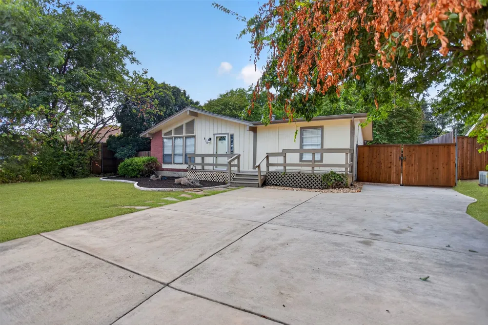 410 Allenwood Drive Allen, TX 75002