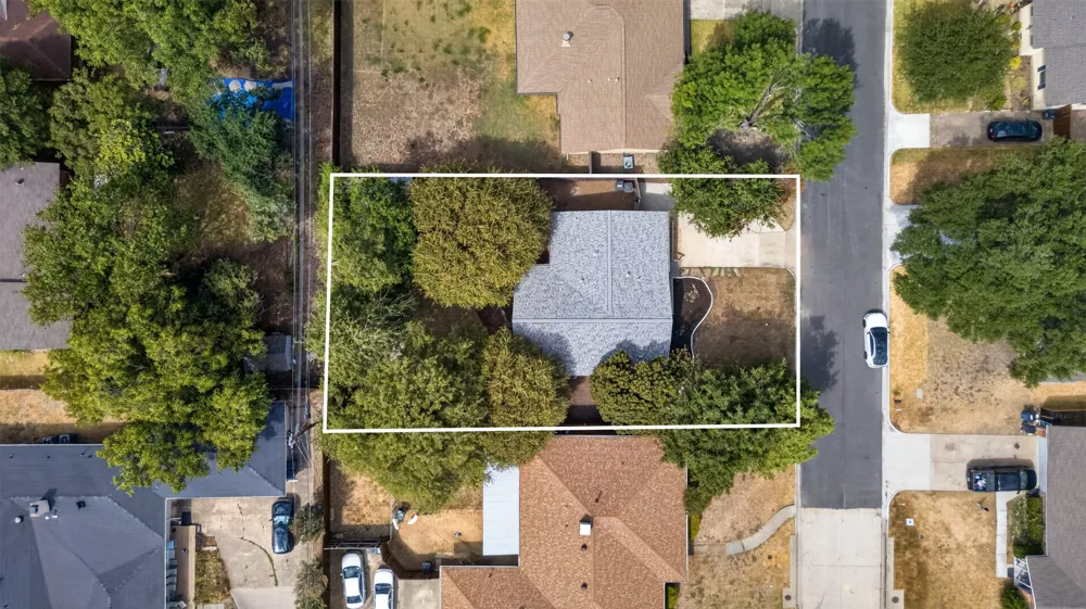 410 Allenwood Drive Allen, TX 75002