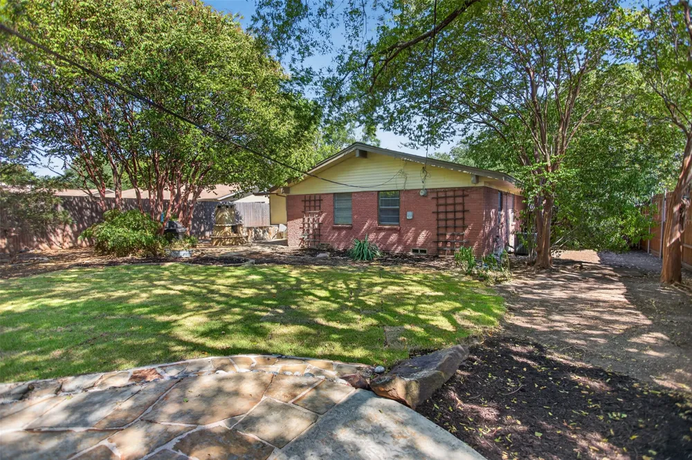 410 Allenwood Drive Allen, TX 75002
