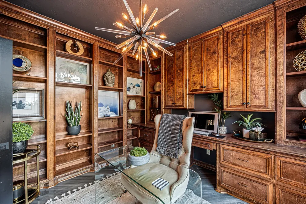 12345 White Oak Point Conroe, TX 77304