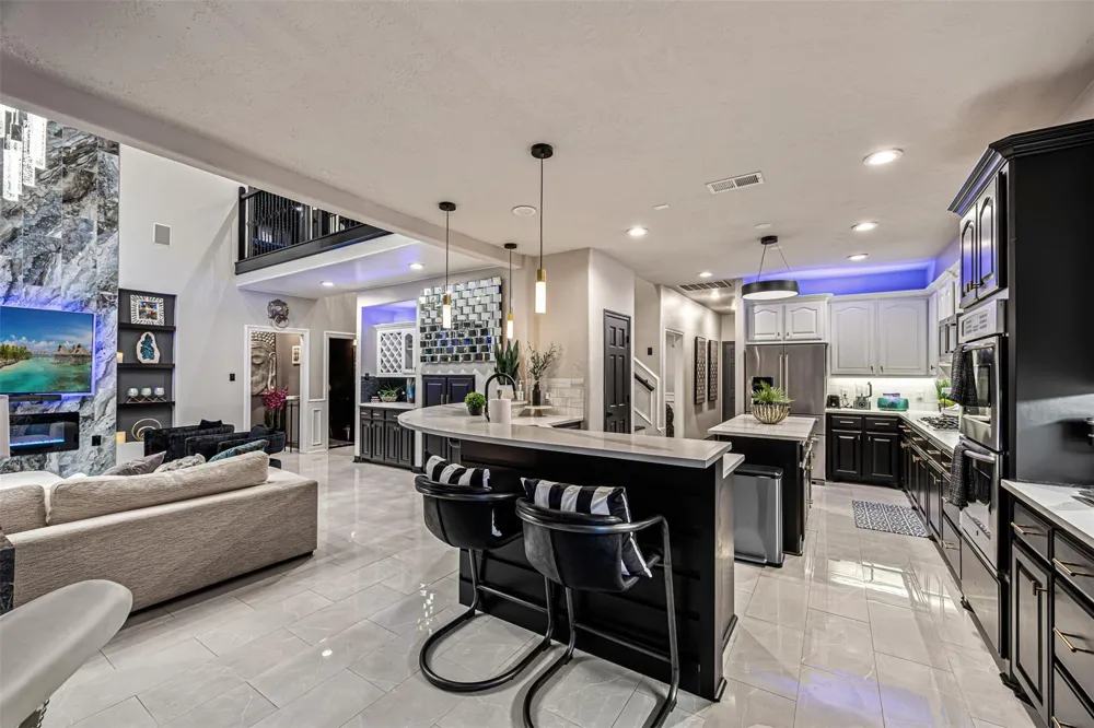 12345 White Oak Point Conroe, TX 77304