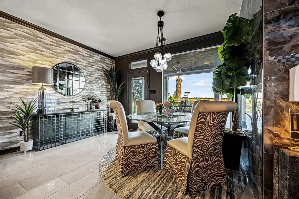 12345 White Oak Point Conroe, TX 77304