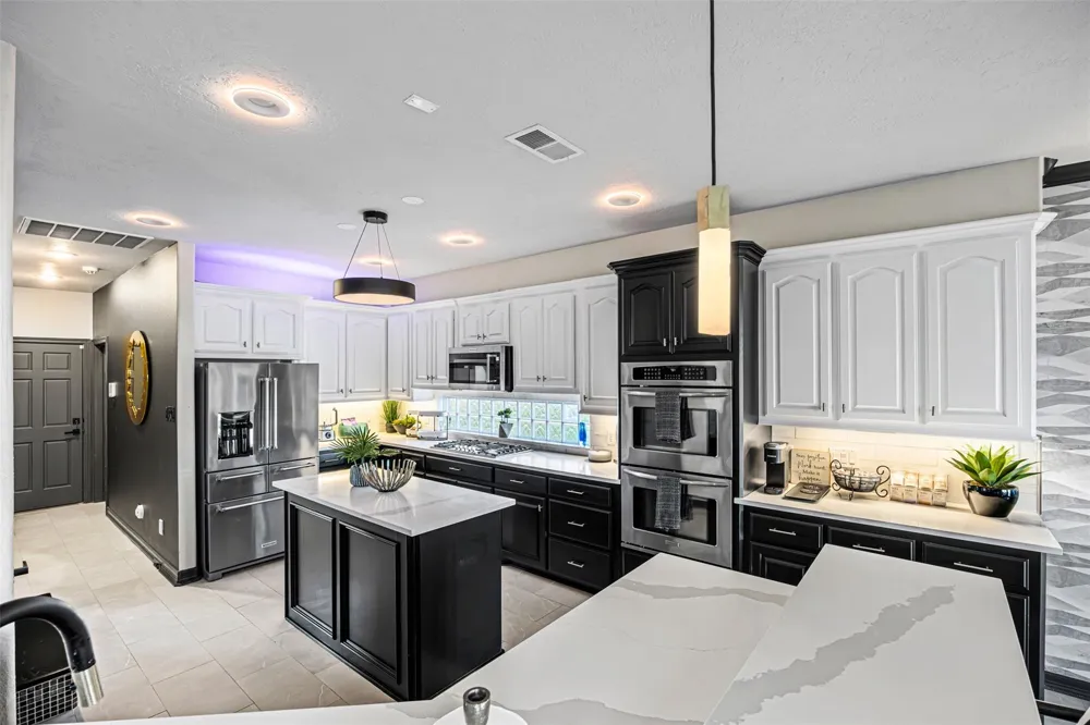 12345 White Oak Point Conroe, TX 77304