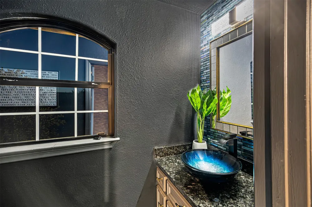 12345 White Oak Point Conroe, TX 77304
