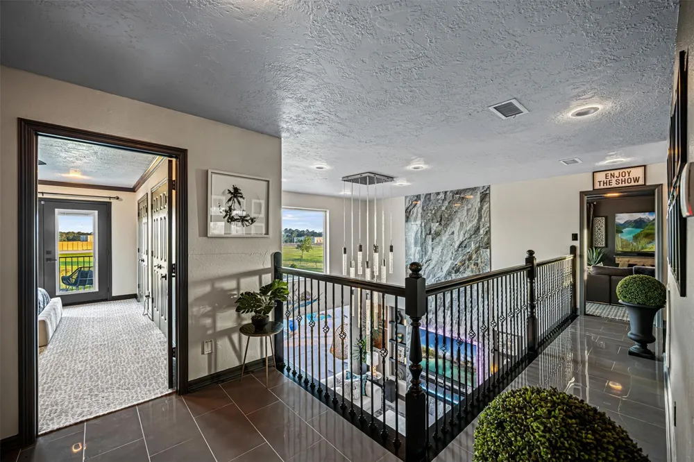 12345 White Oak Point Conroe, TX 77304