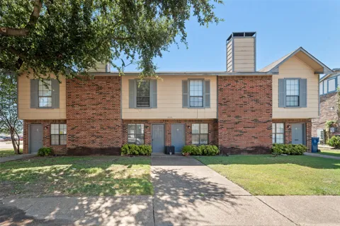 2826 Wimbledon Court #B