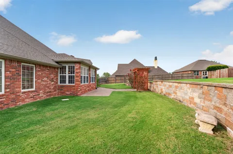 3406 Heritage Drive