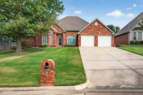 3406 Heritage Drive