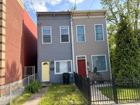2805 Price Avenue