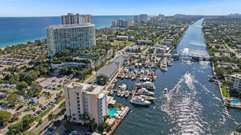 1 Ocean Boulevard #813