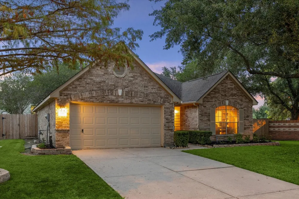 9931 Elm Meadow Trail Houston, TX 77064