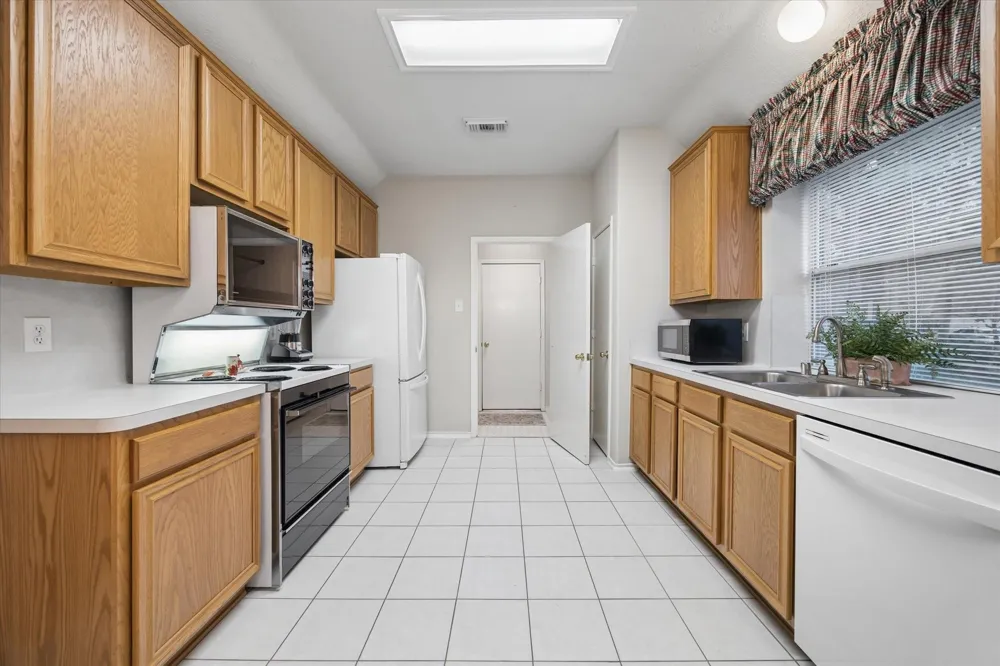 9931 Elm Meadow Trail Houston, TX 77064