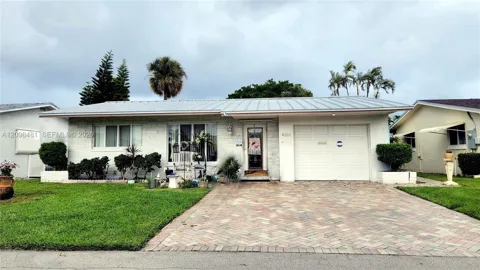 4505 NW 43rd Ter