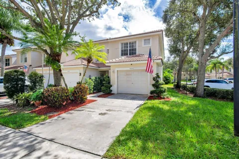 9086 Tremezzo Lane