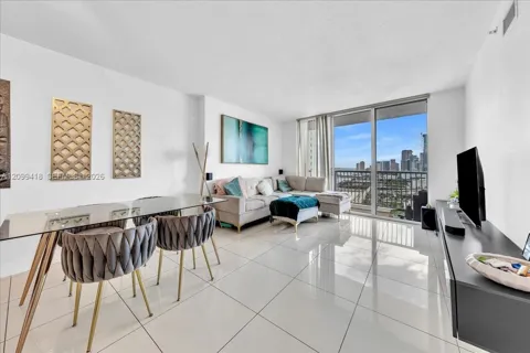 1750 Bayshore Dr #2510