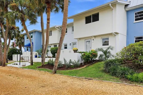 4532 OCEAN BOULEVARD #209