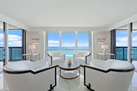 5380 Ocean Drive #22i