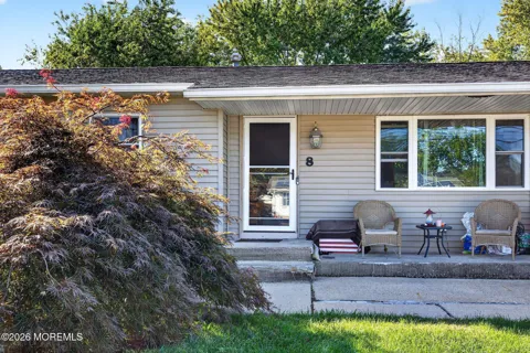 8 Steven Place