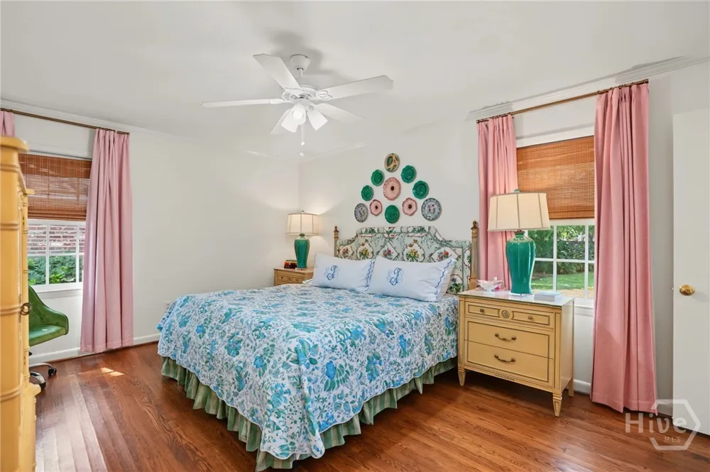 5713 Sweetbriar Circle Savannah, GA 31406