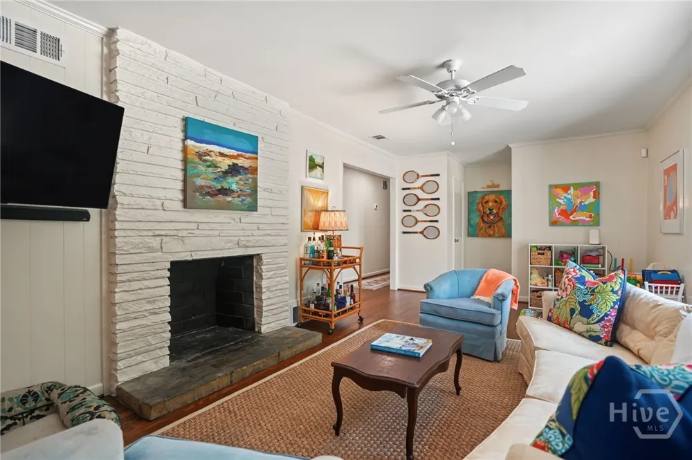 5713 Sweetbriar Circle Savannah, GA 31406