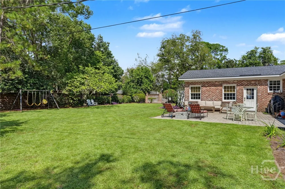 5713 Sweetbriar Circle Savannah, GA 31406