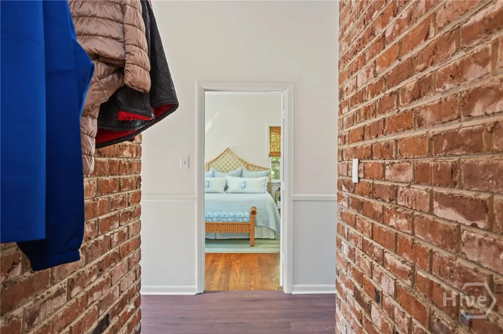 5713 Sweetbriar Circle Savannah, GA 31406