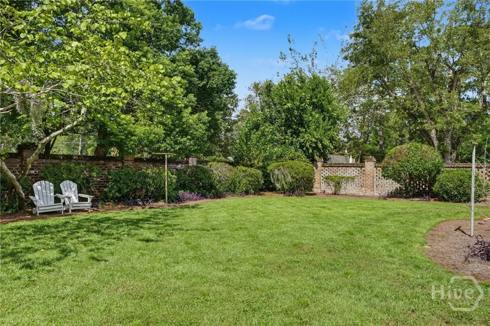 5713 Sweetbriar Circle Savannah, GA 31406