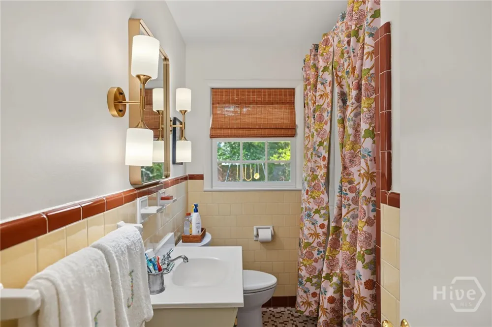 5713 Sweetbriar Circle Savannah, GA 31406