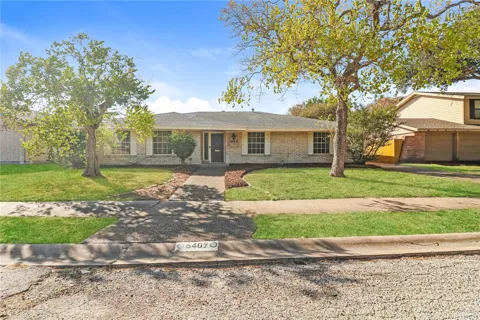 6409 Coral Gables Drive