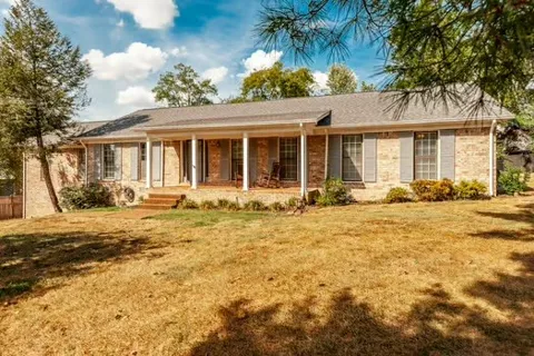 210 Tippett Hollow Ct