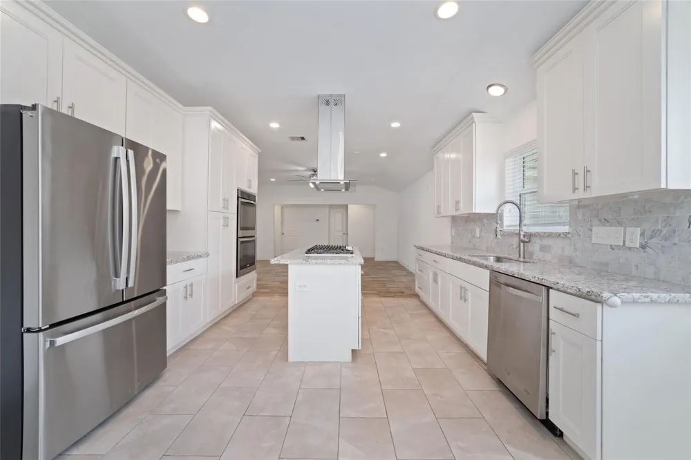 1819 Millwood Drive Houston, TX 77008