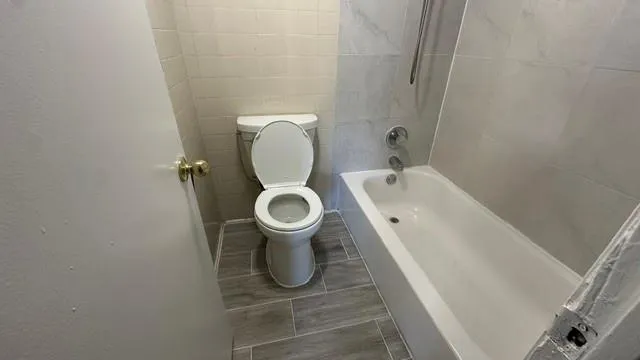 9303 Hammerly Boulevard #702 Houston, TX 77080