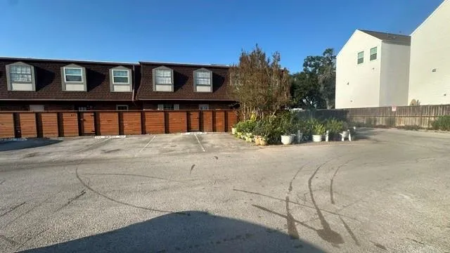 9303 Hammerly Boulevard #702 Houston, TX 77080