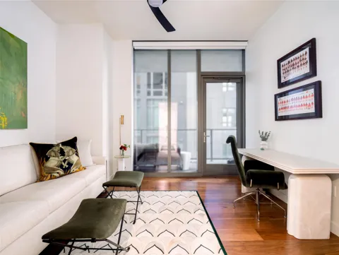 44 East Avenue #2101