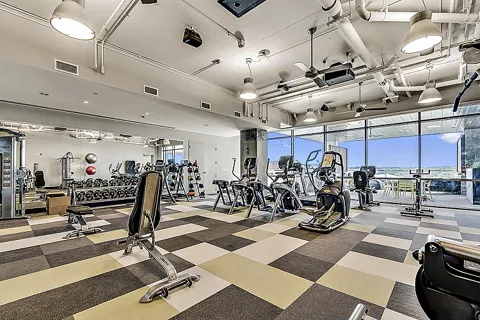 222 West Avenue #1908